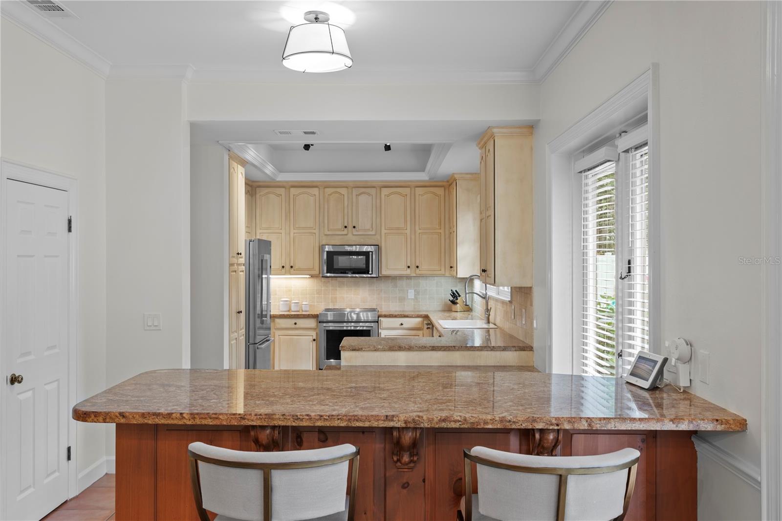 2915 W BAYSHORE CT #1/2