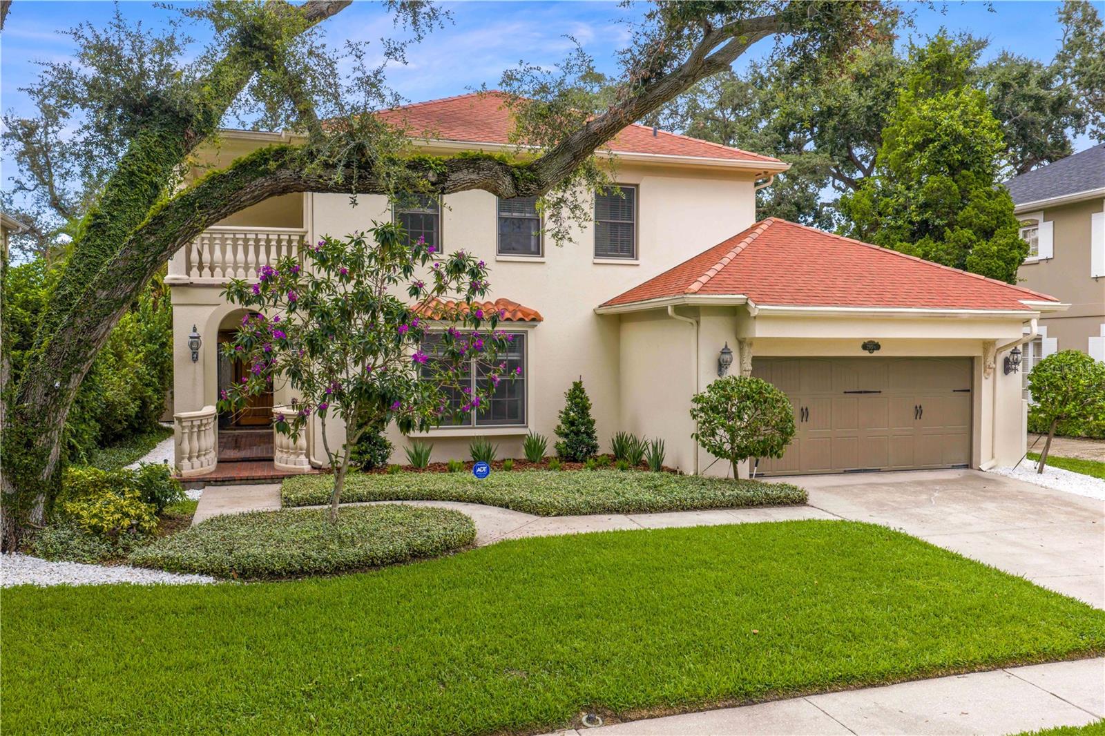 2915 W BAYSHORE CT #1/2