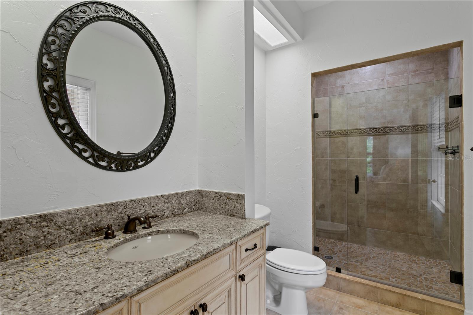 2915 W BAYSHORE CT #1/2