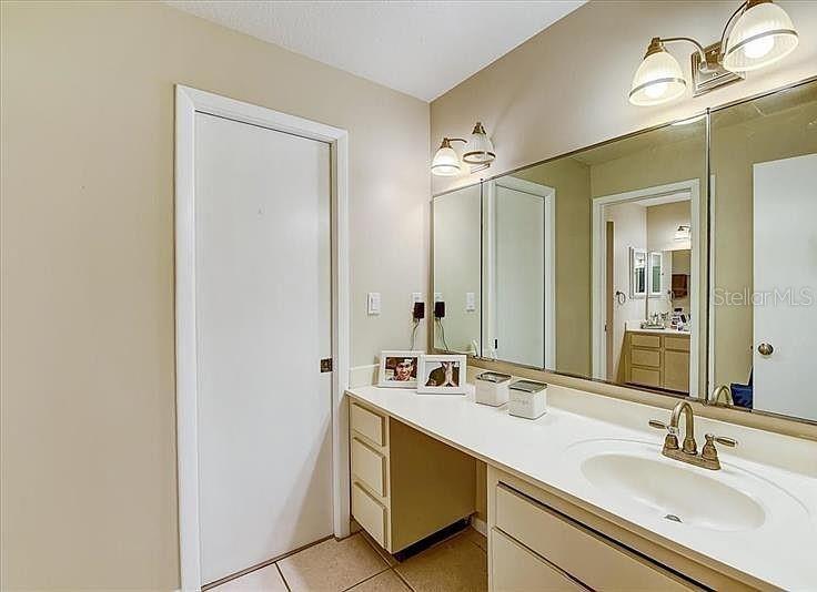 6326 GRAND BAHAMA CIR #H