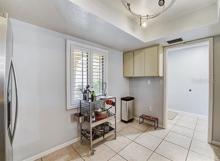 6326 GRAND BAHAMA CIR #H