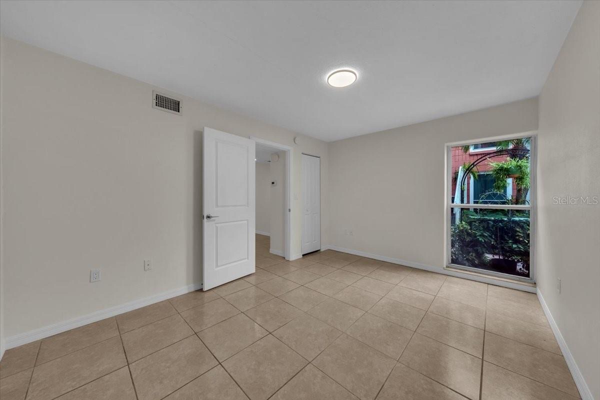 2424 W TAMPA BAY BLVD #H106