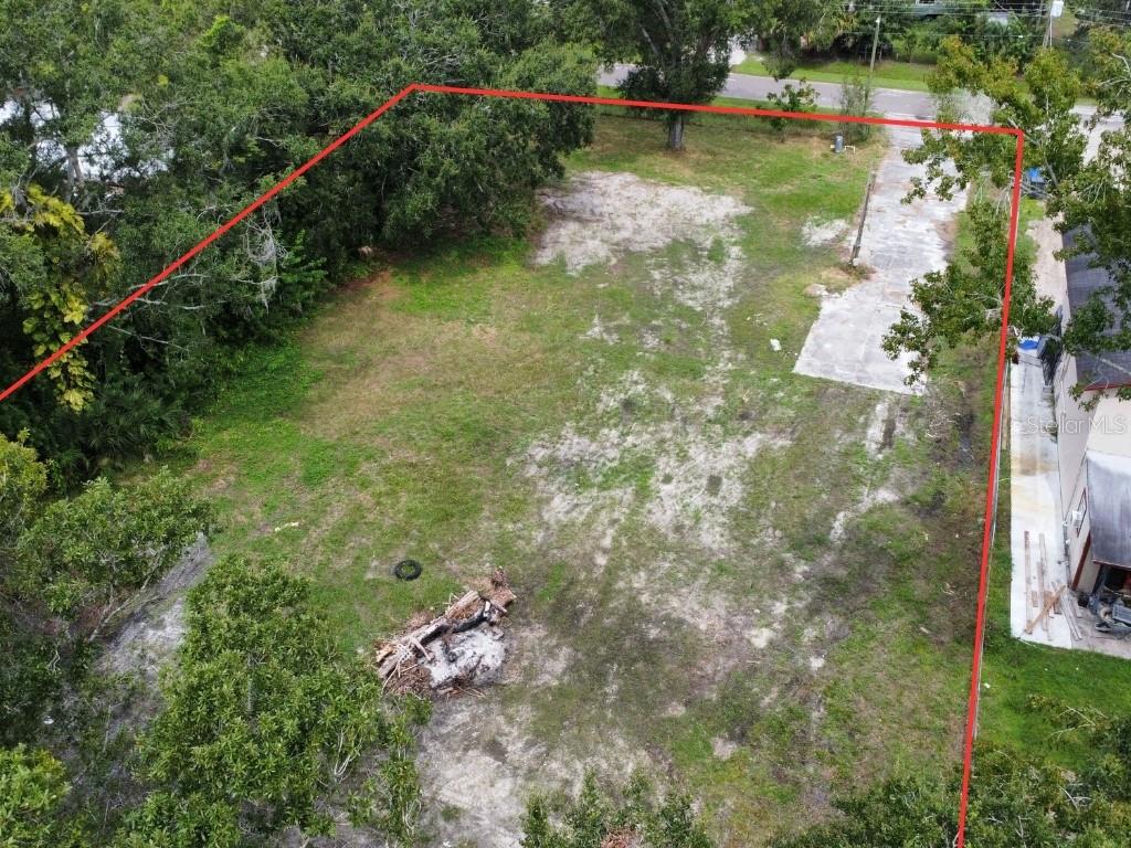 8718 S MEADOWVIEW CIR