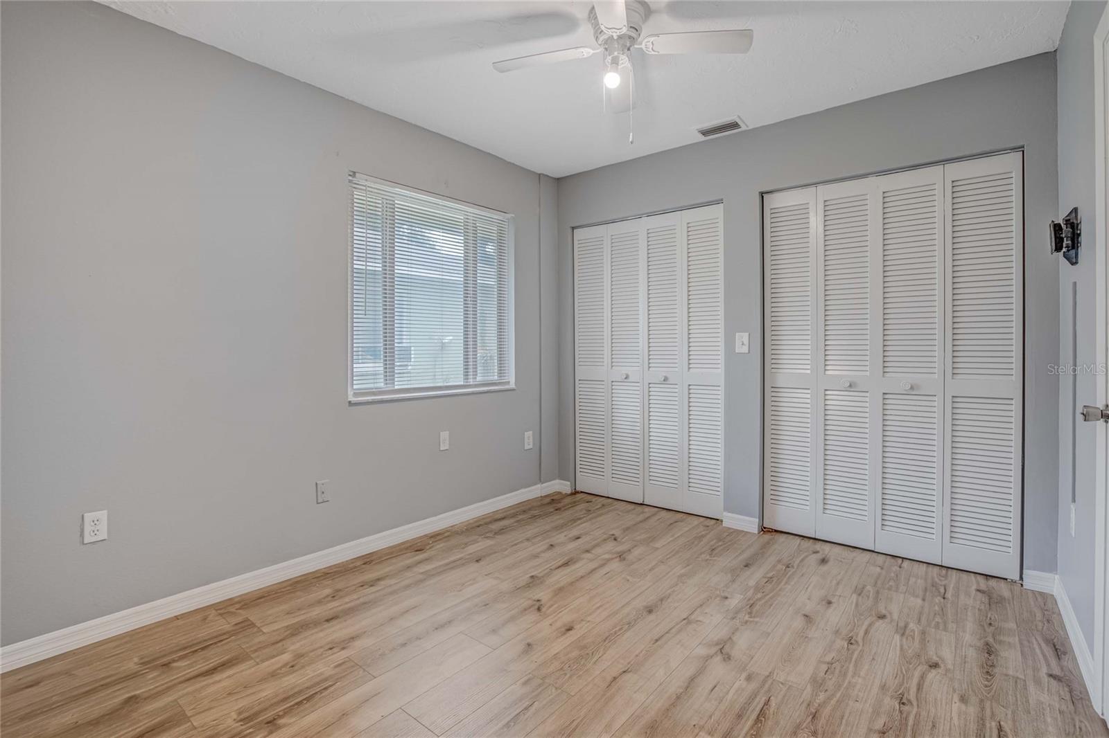 1416 19TH AVE W