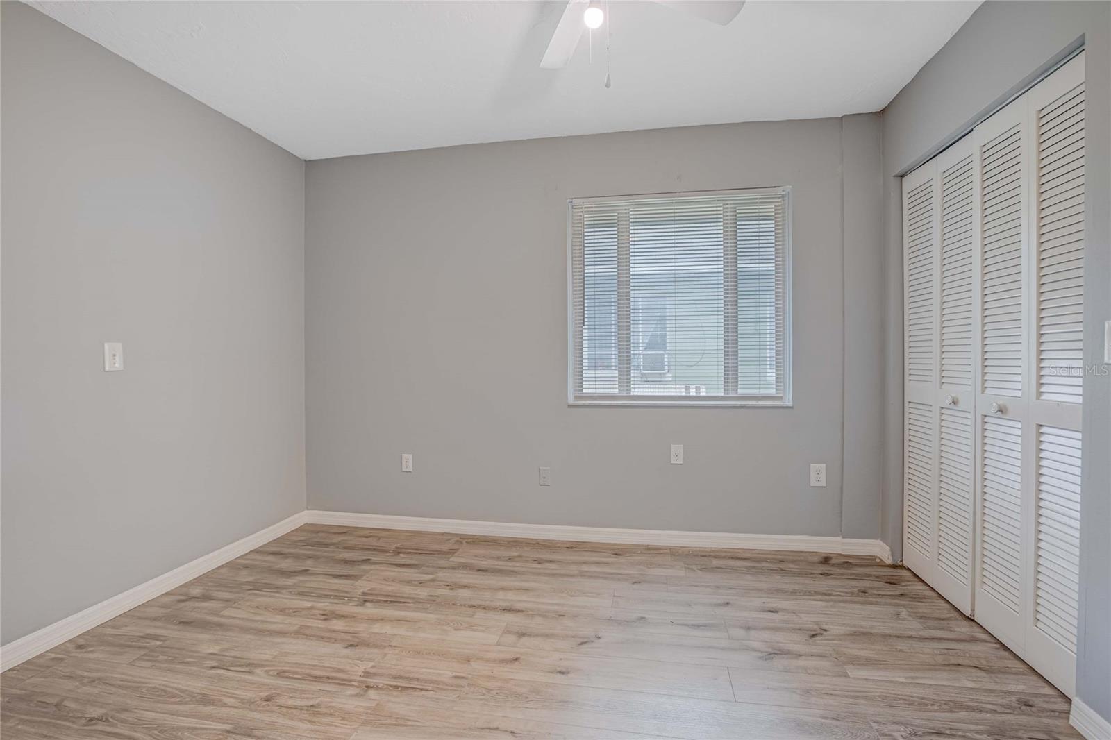 1416 19TH AVE W