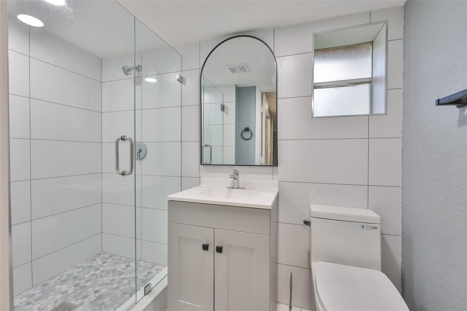 1416 19TH AVE W