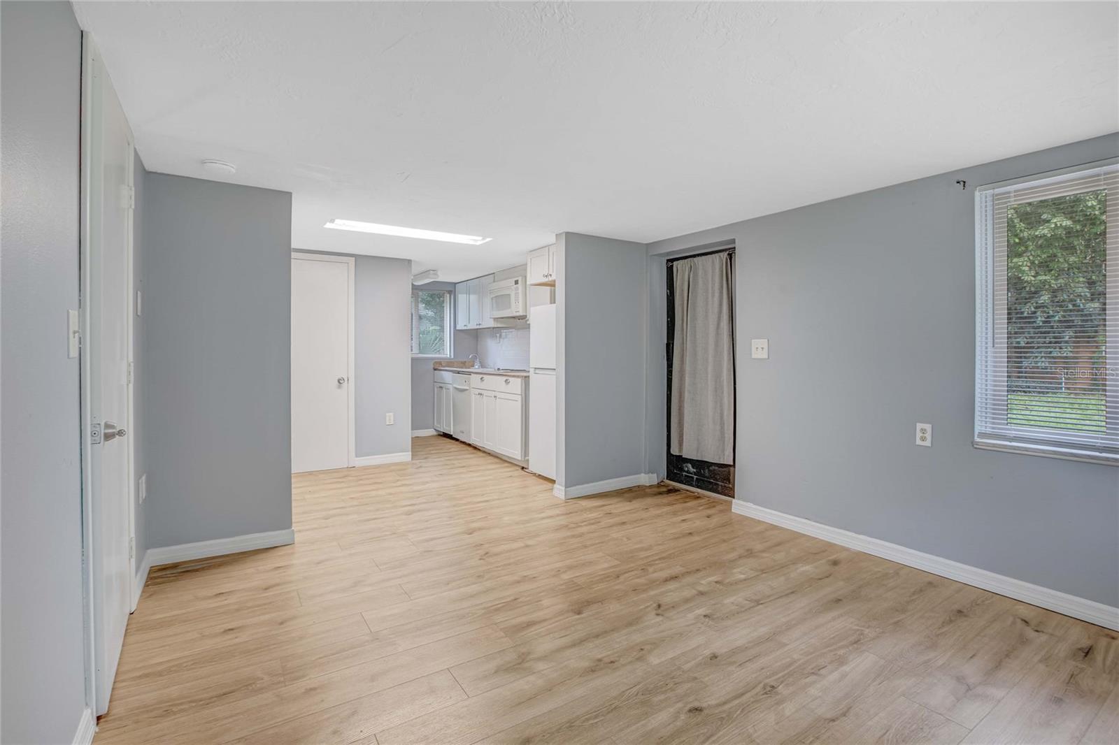 1416 19TH AVE W