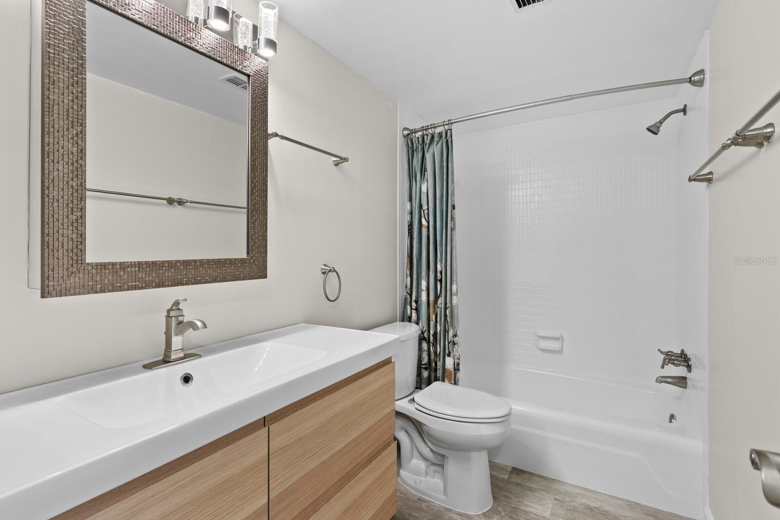 1200 N SHORE DR NE #316