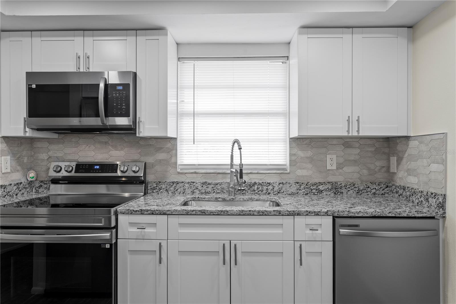 13046 LEVERINGTON ST