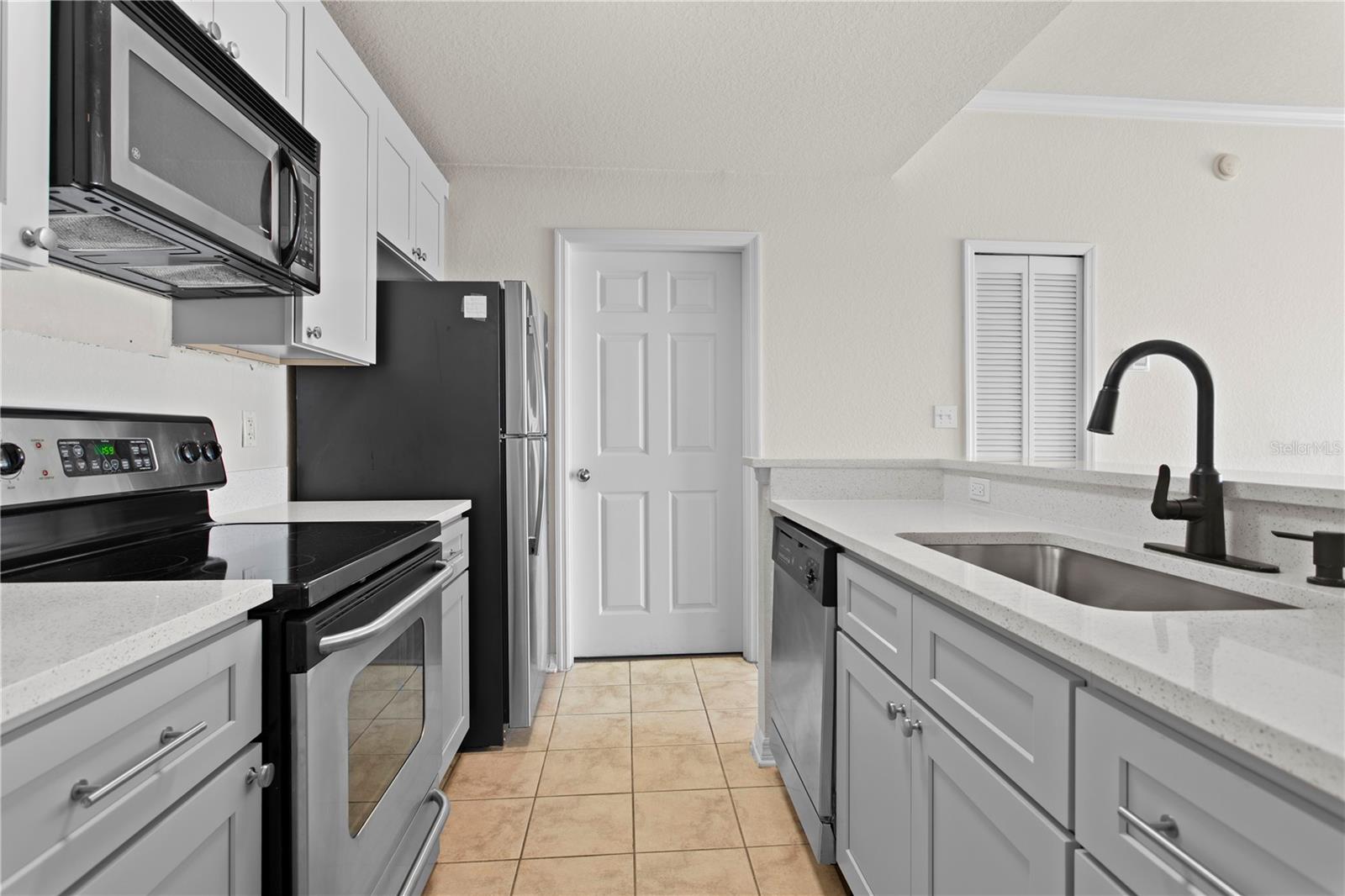 700 S HARBOUR ISLAND BLVD #704