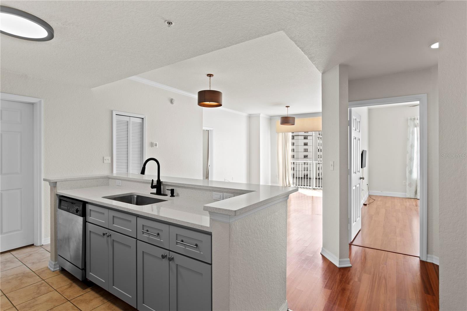 700 S HARBOUR ISLAND BLVD #704