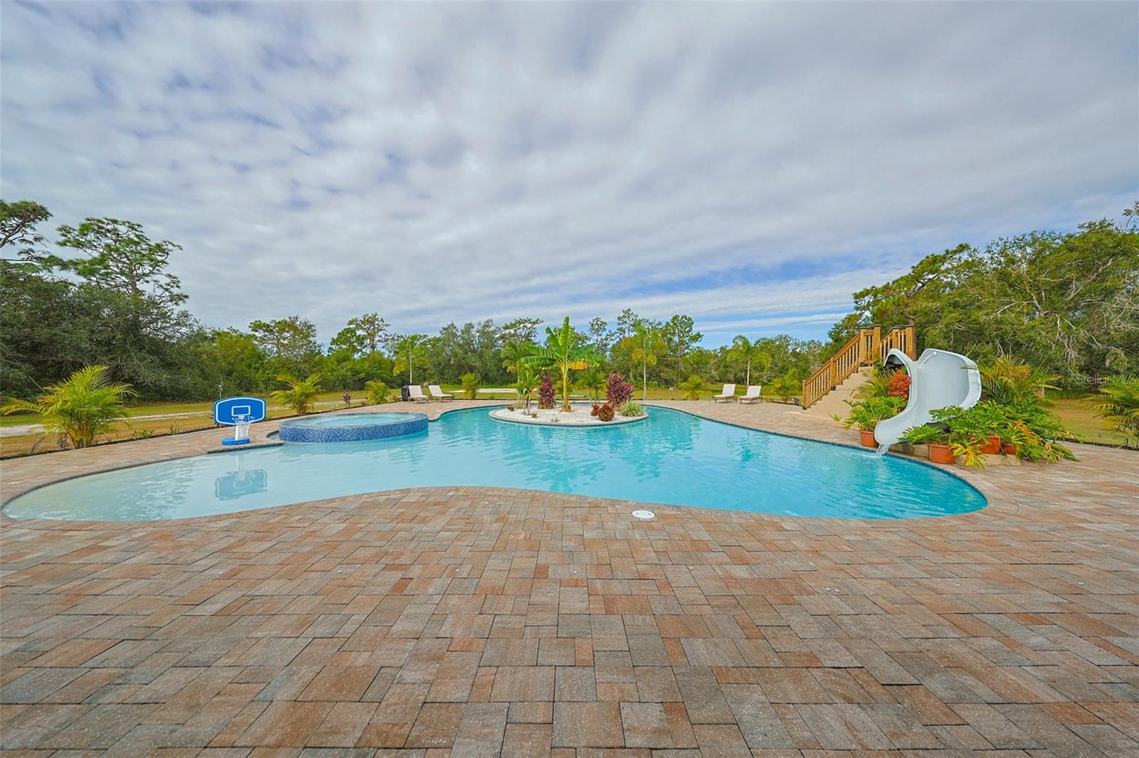 7404 VERNA BETHANY RD