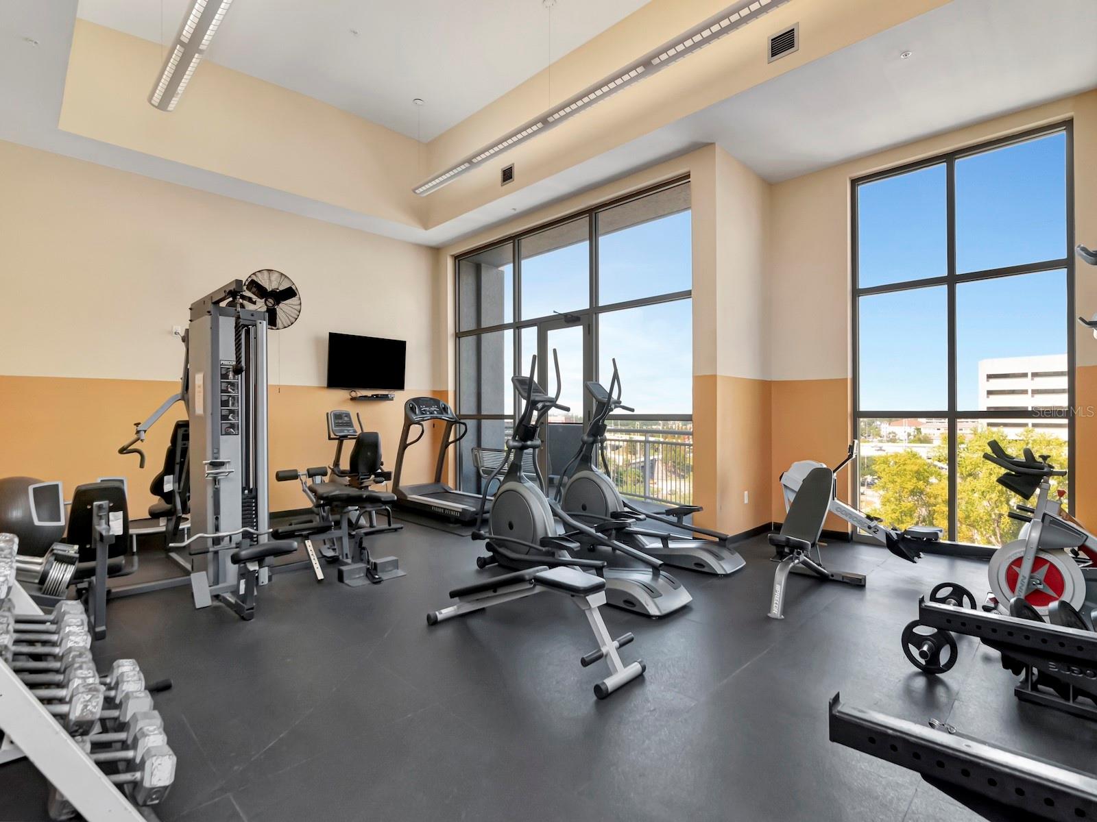 1108 N FRANKLIN ST #605