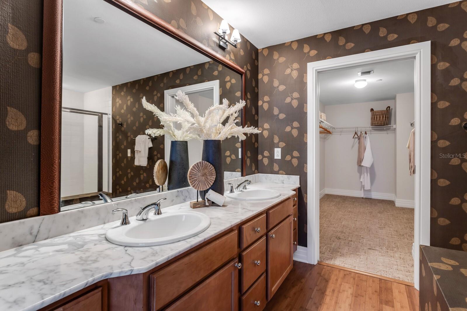 1108 N FRANKLIN ST #605