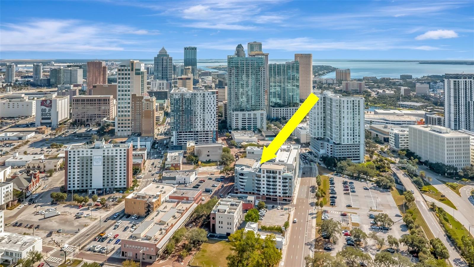 1108 N FRANKLIN ST #605