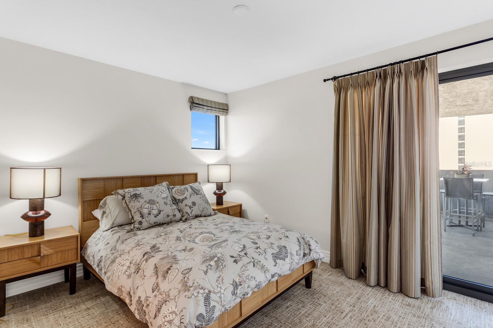 1108 N FRANKLIN ST #605