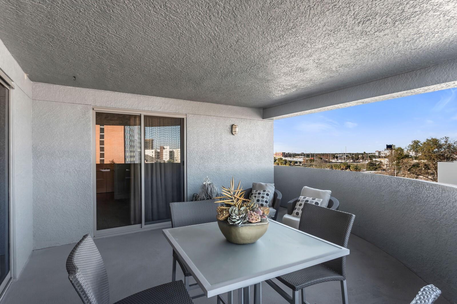 1108 N FRANKLIN ST #605