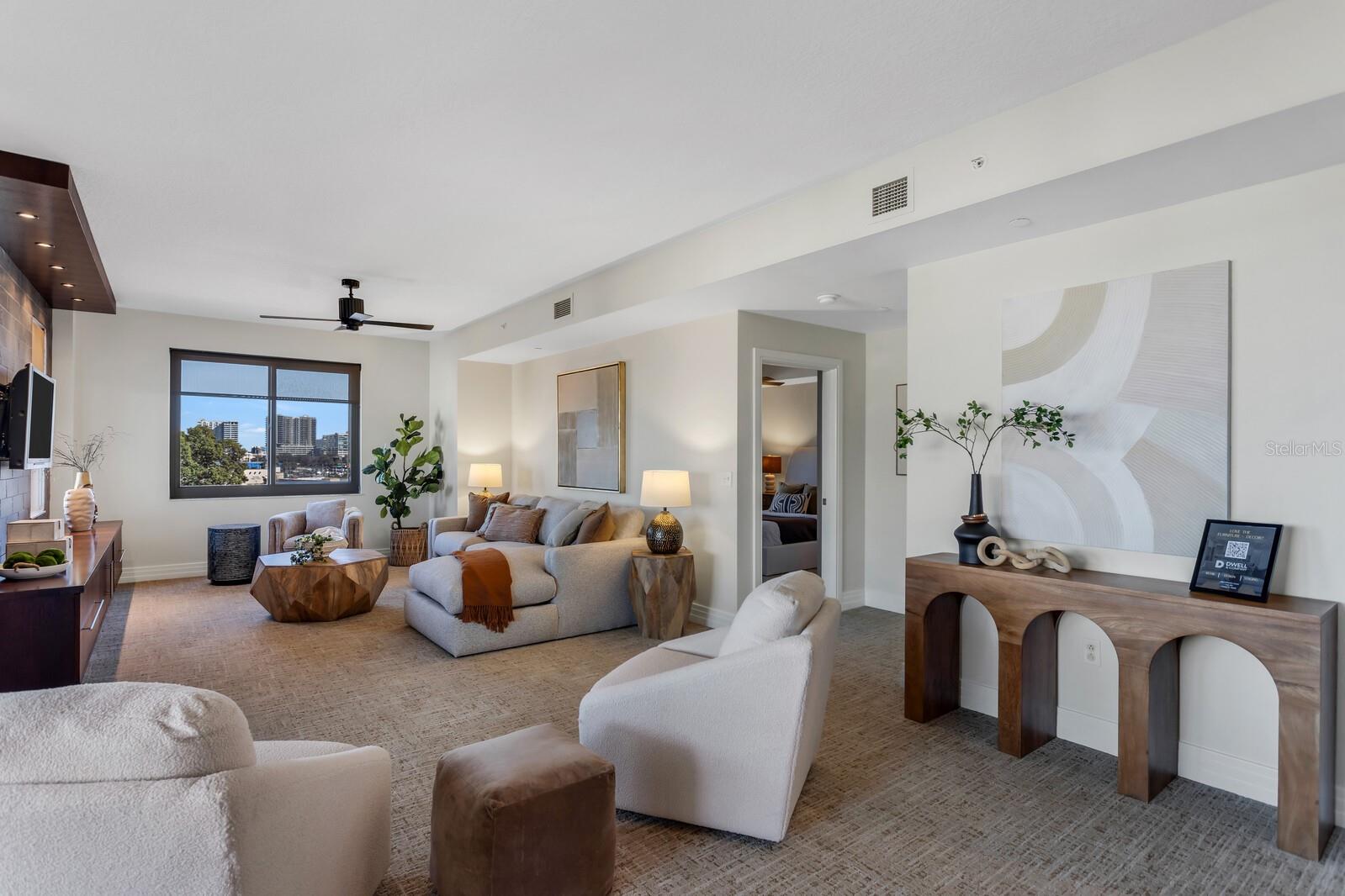 1108 N FRANKLIN ST #605