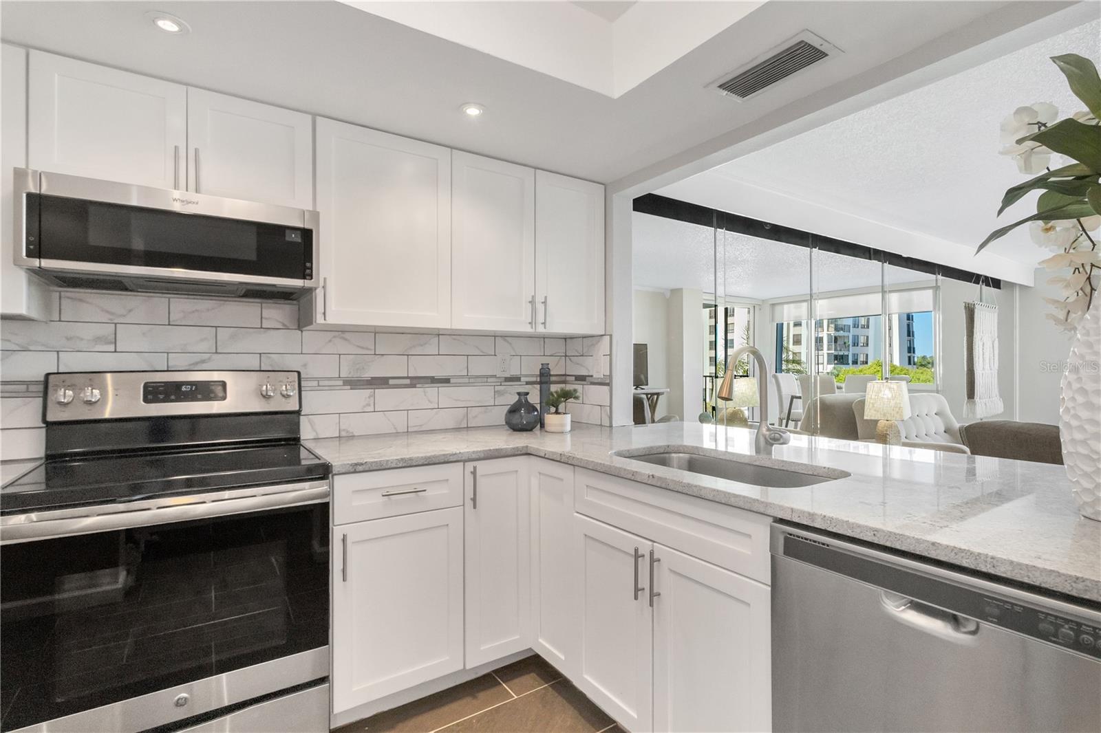 6295 BAHIA DEL MAR CIR #403