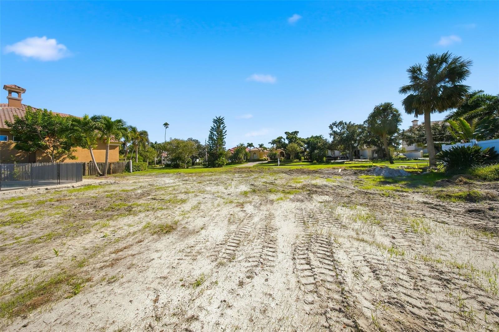 4324 BAYSHORE BLVD NE