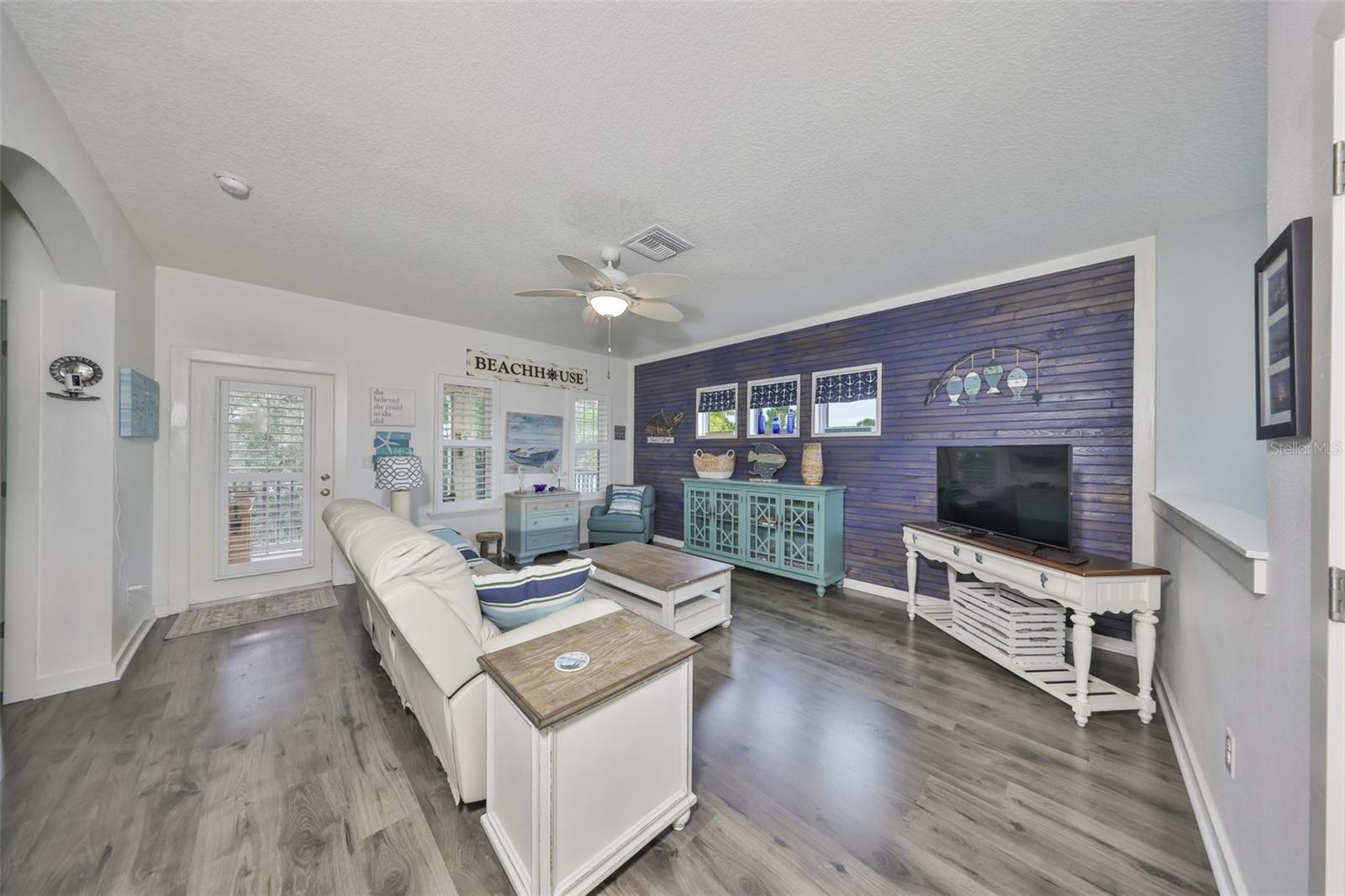511 WINTERSIDE DR