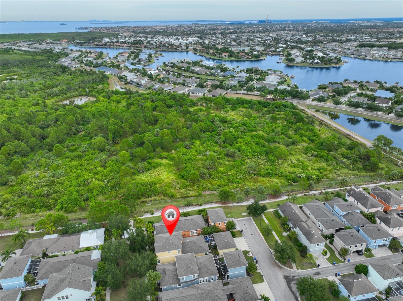 511 WINTERSIDE DR