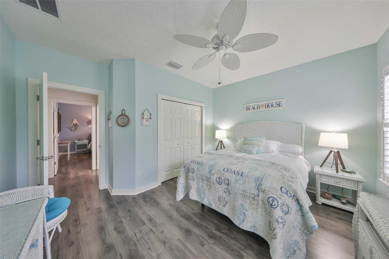 511 WINTERSIDE DR