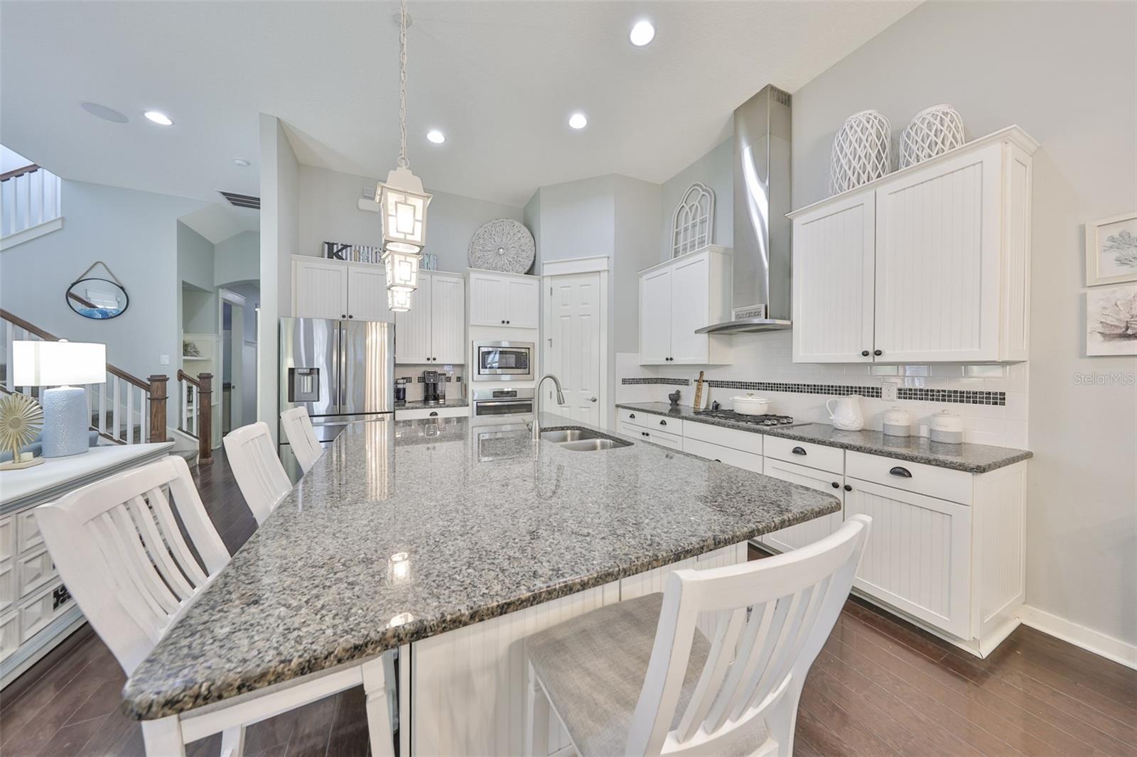 511 WINTERSIDE DR