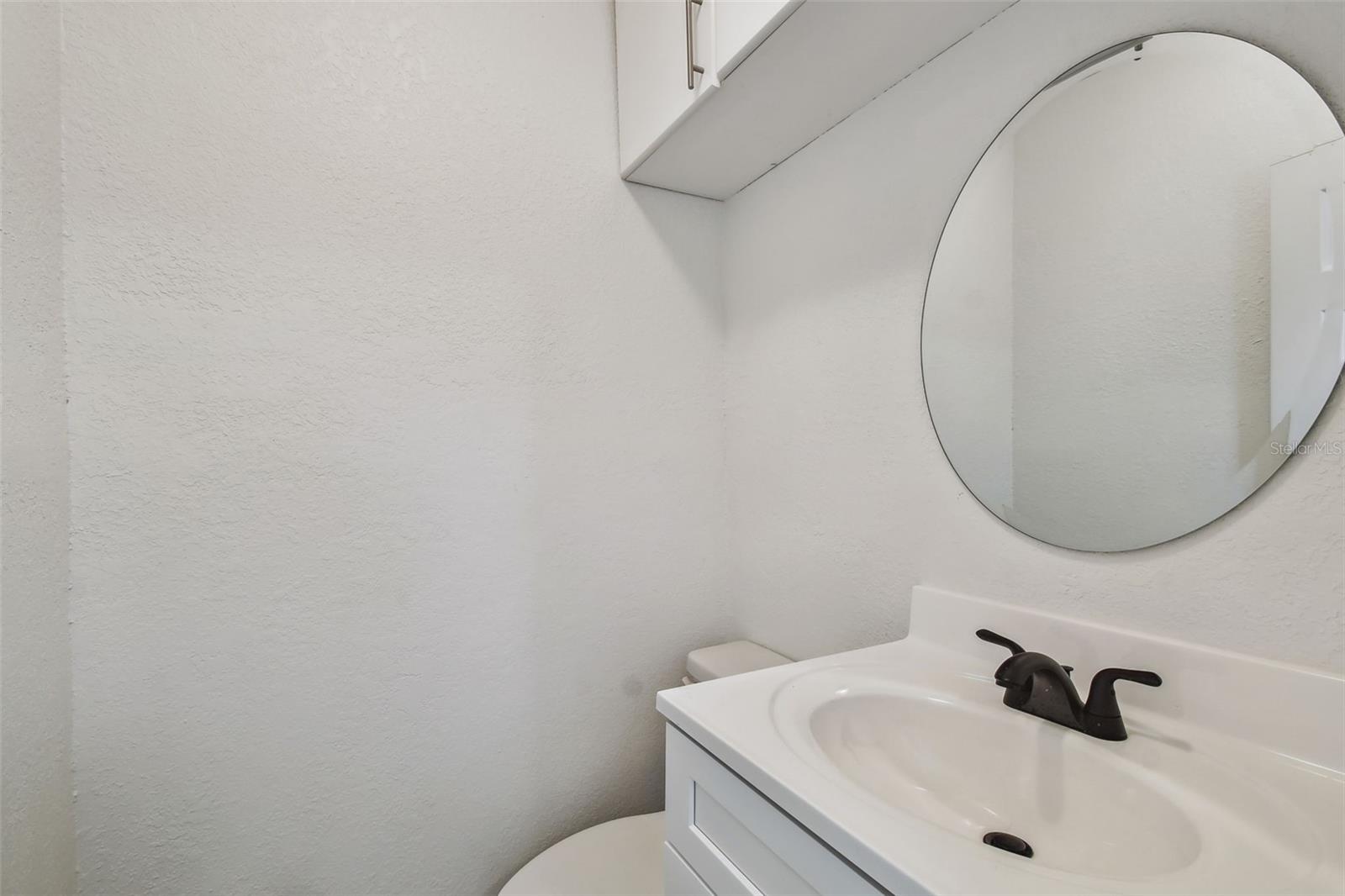 4802 W LONGFELLOW AVE