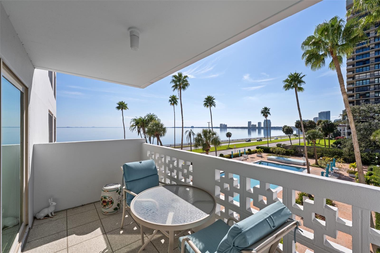 2401 BAYSHORE BLVD #310