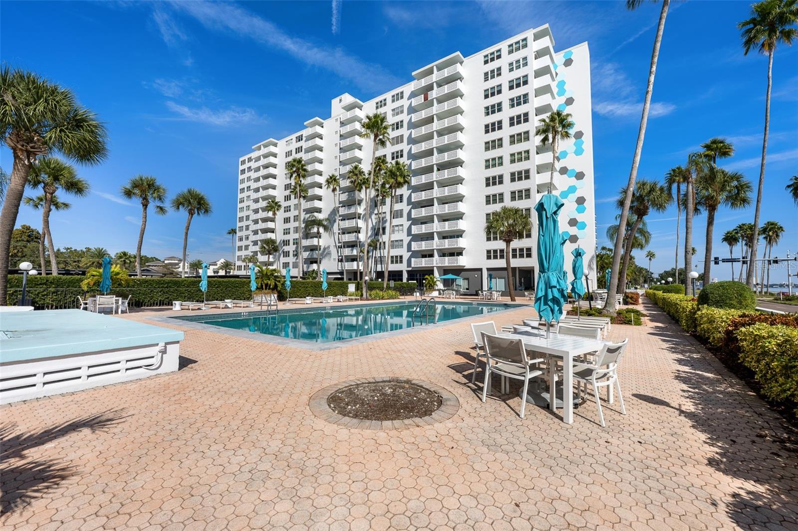 2401 BAYSHORE BLVD #310