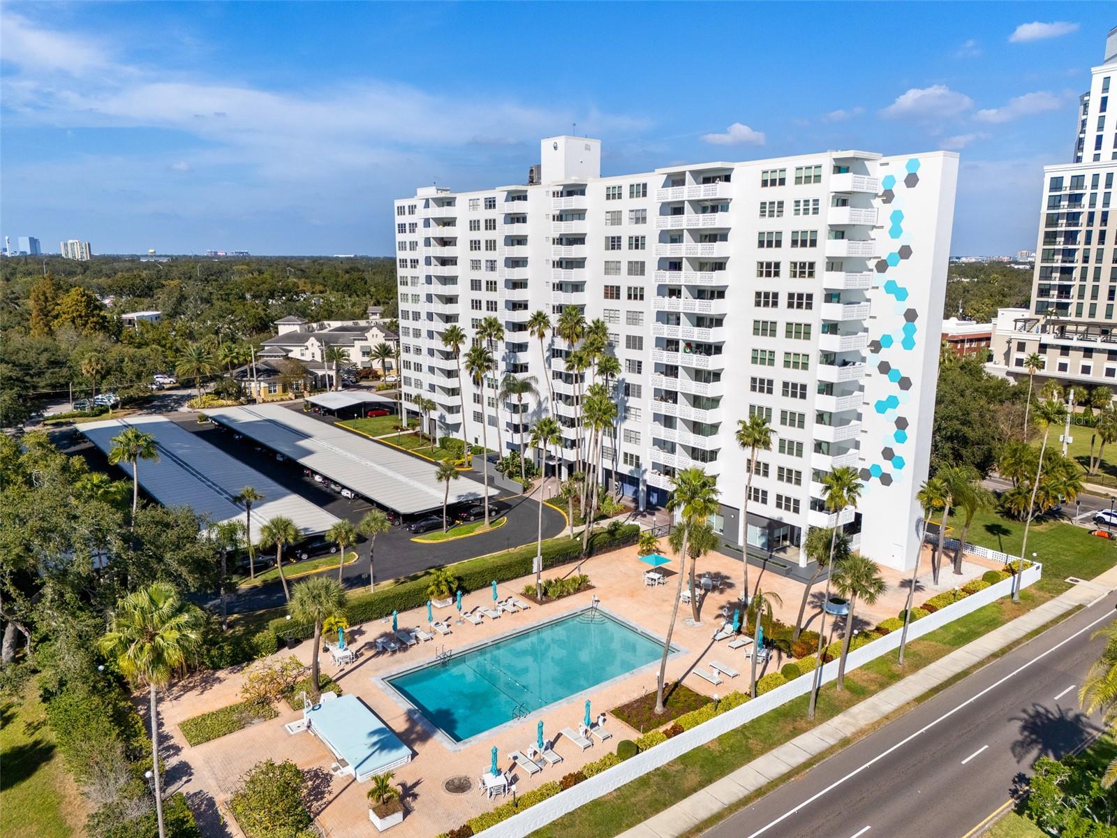 2401 BAYSHORE BLVD #310