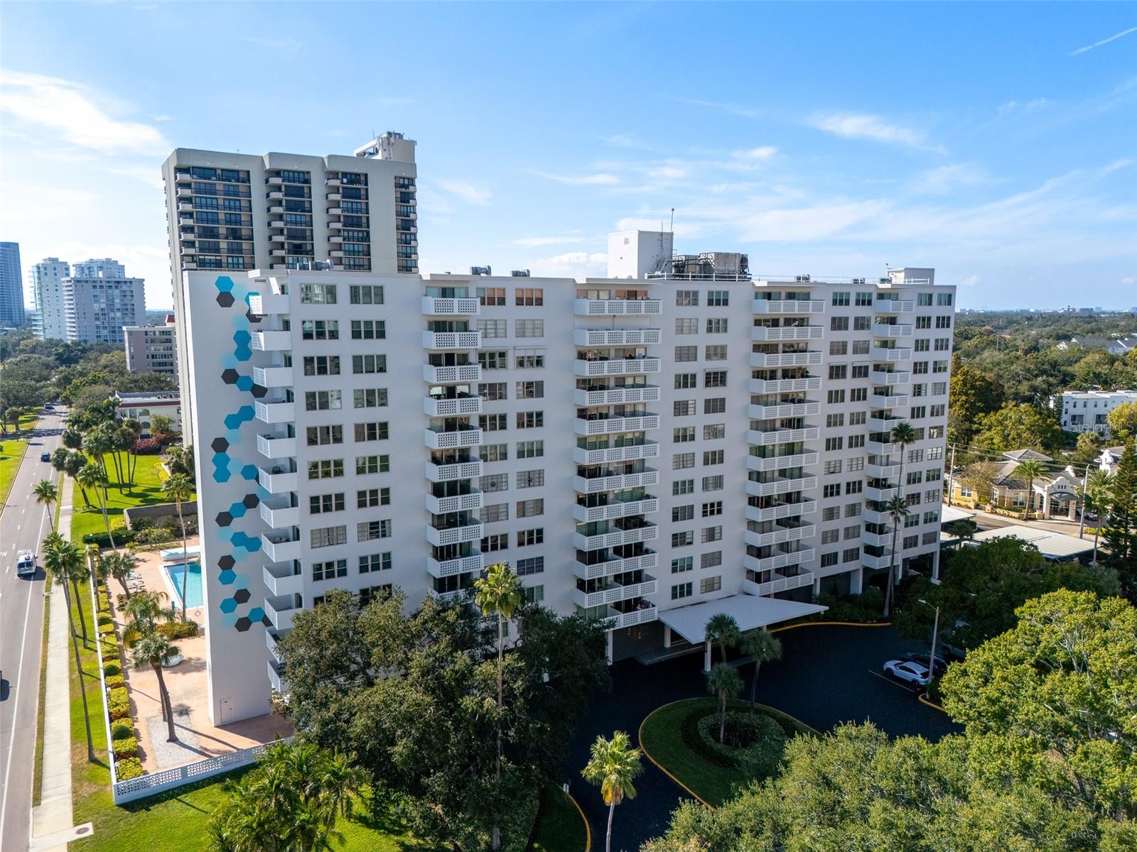 2401 BAYSHORE BLVD #310