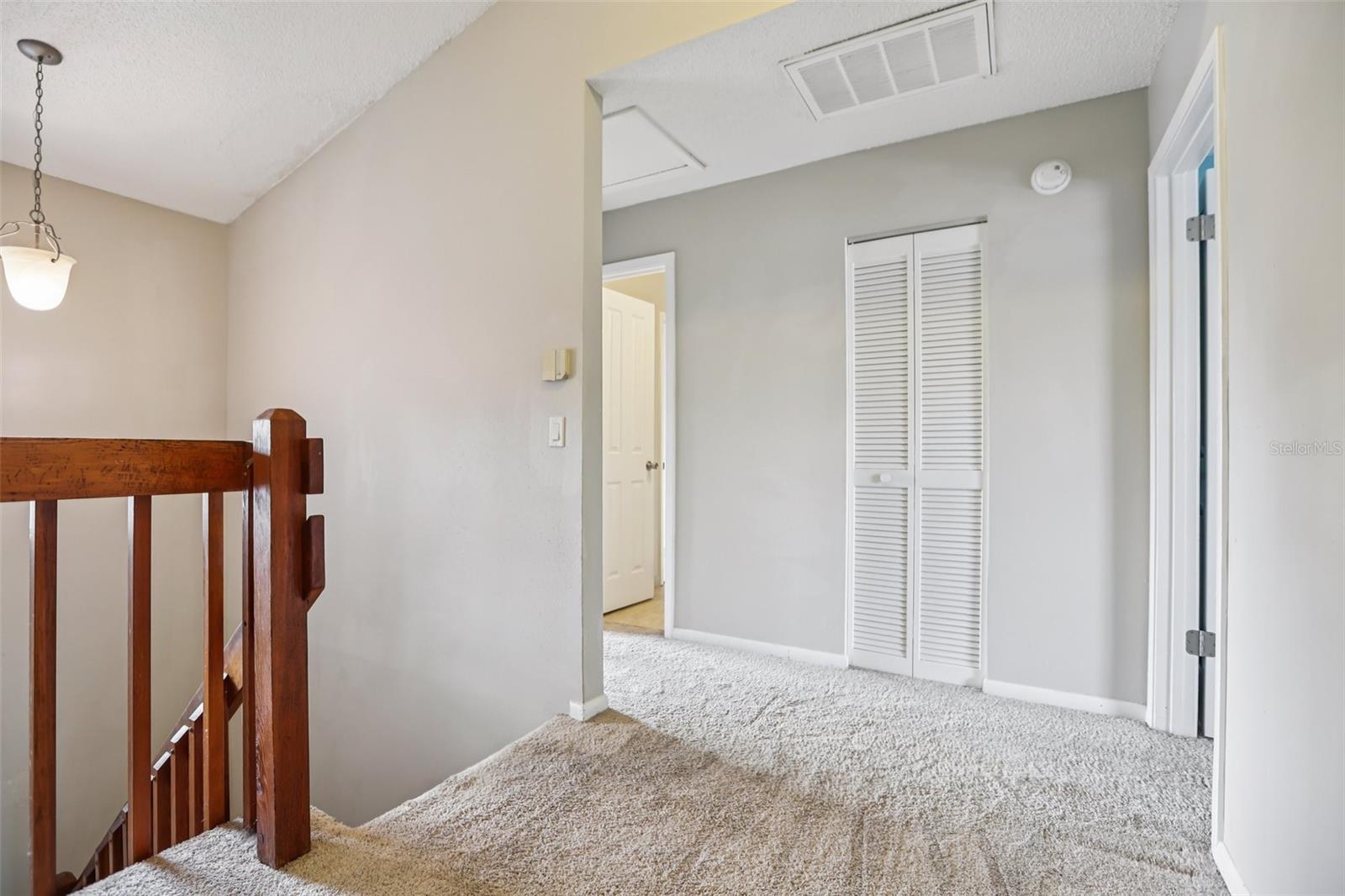 1310 MOUNTAINVIEW DR #105