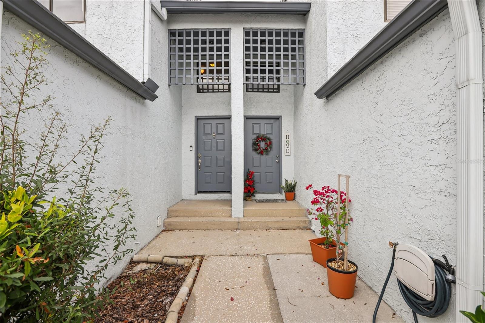 1310 MOUNTAINVIEW DR #105