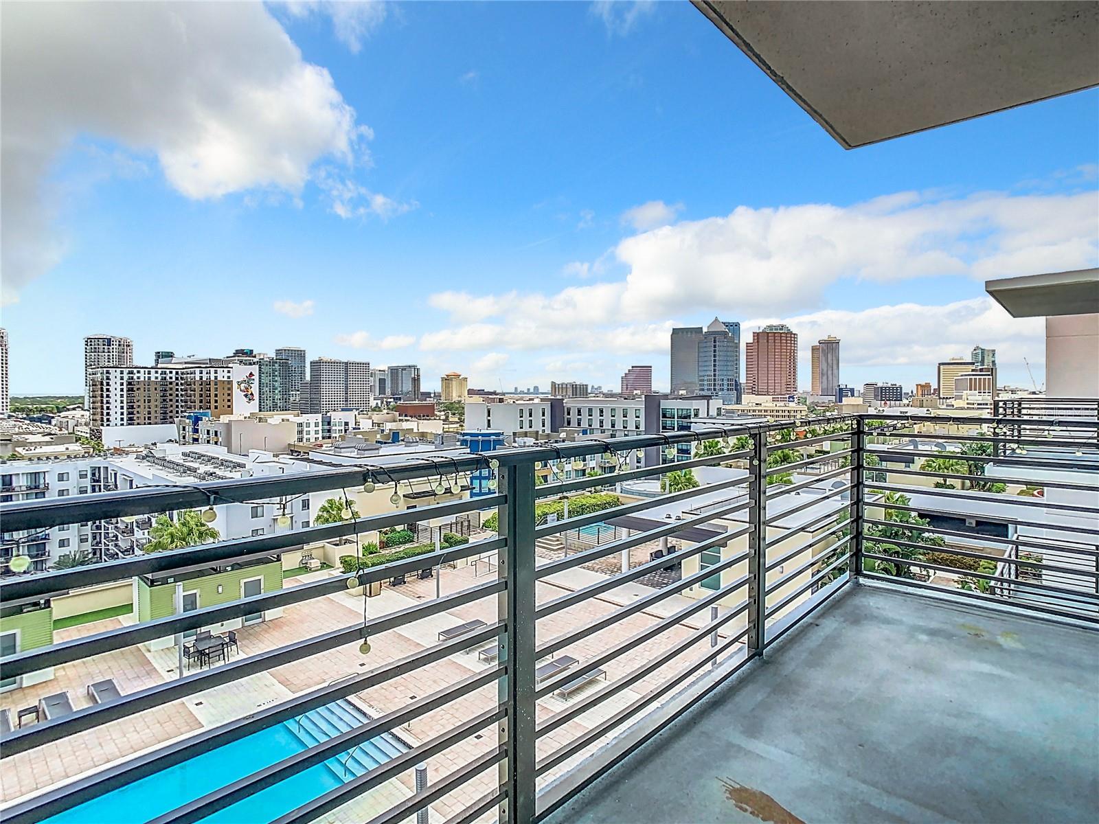 1208 E KENNEDY BLVD #1209