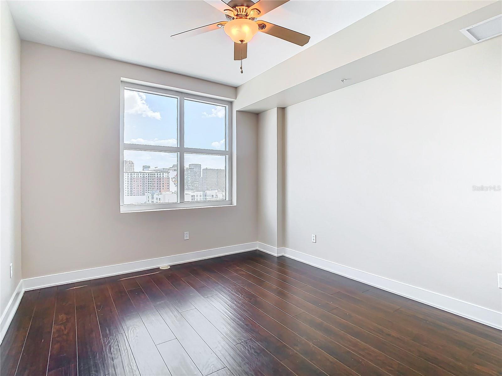 1208 E KENNEDY BLVD #1209