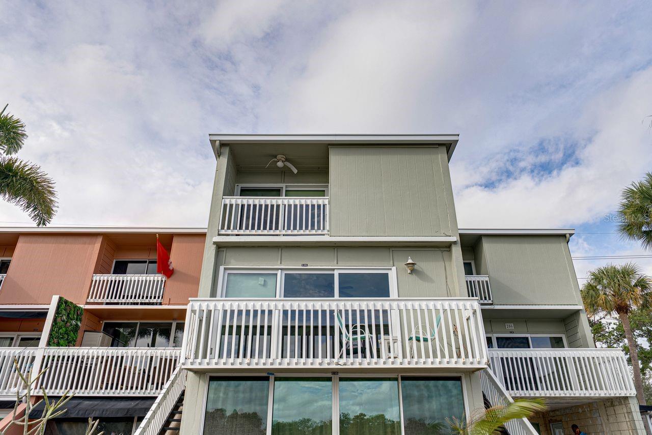 2424 W TAMPA BAY BLVD #D205