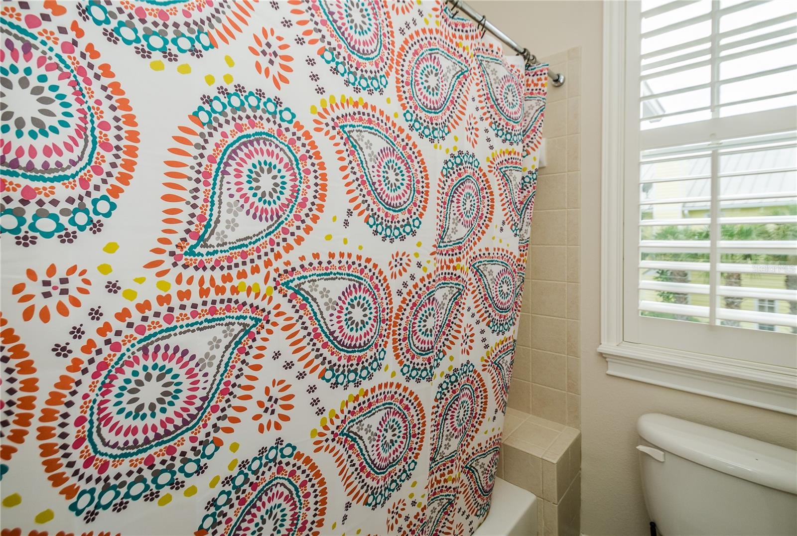 924 HEMINGWAY CIRCLE