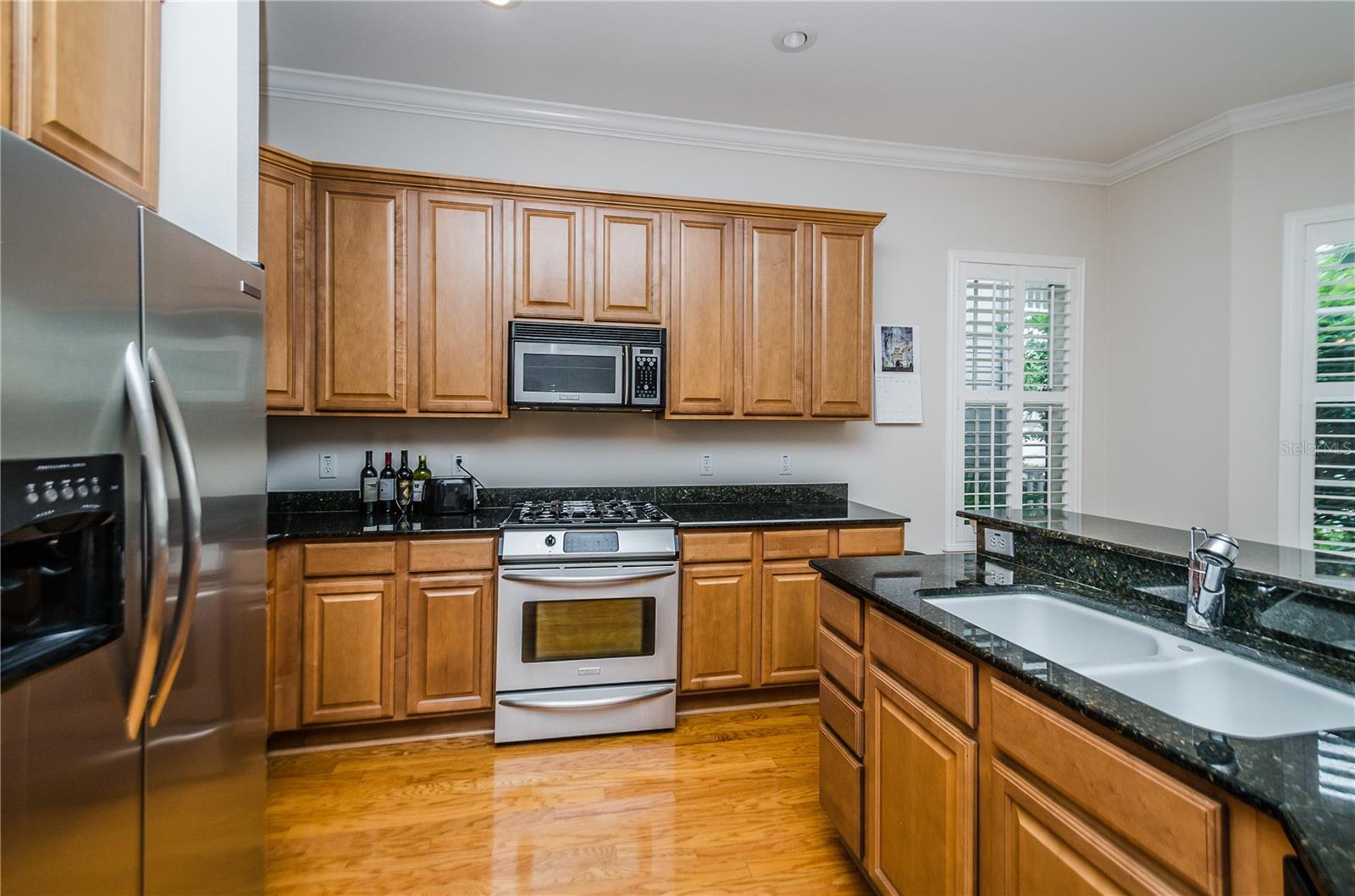 924 HEMINGWAY CIRCLE