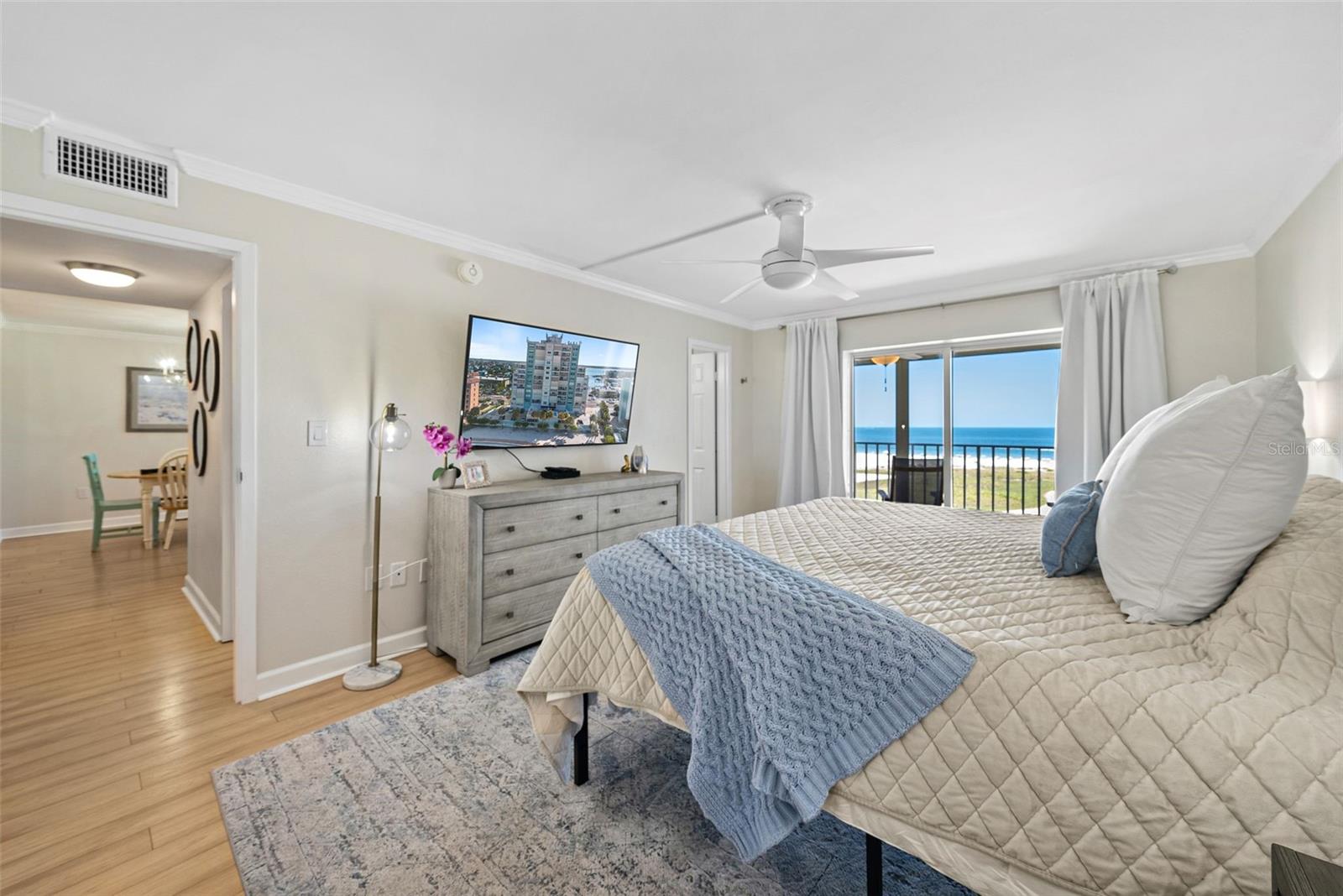 11000 GULF BLVD #702