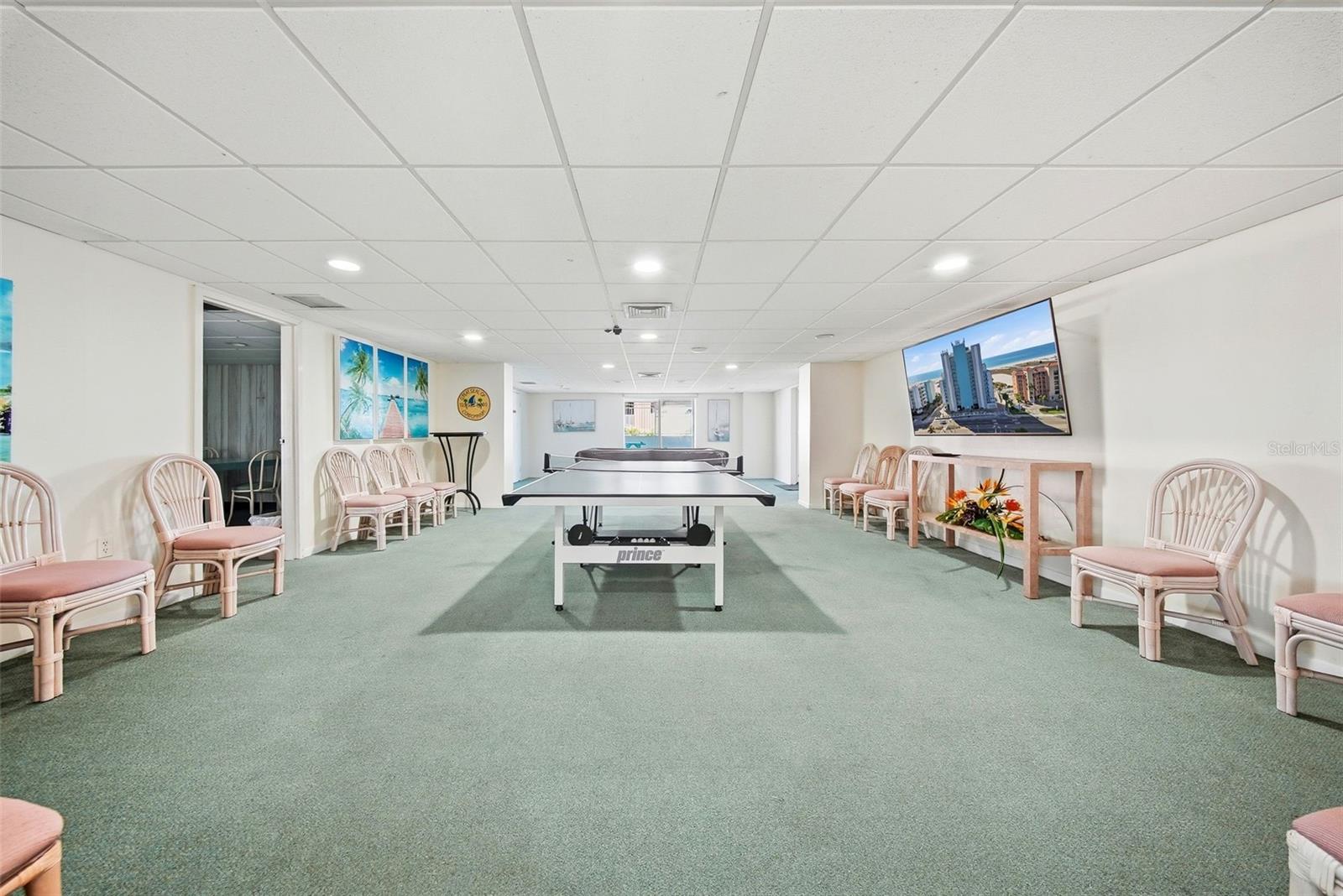 11000 GULF BLVD #702