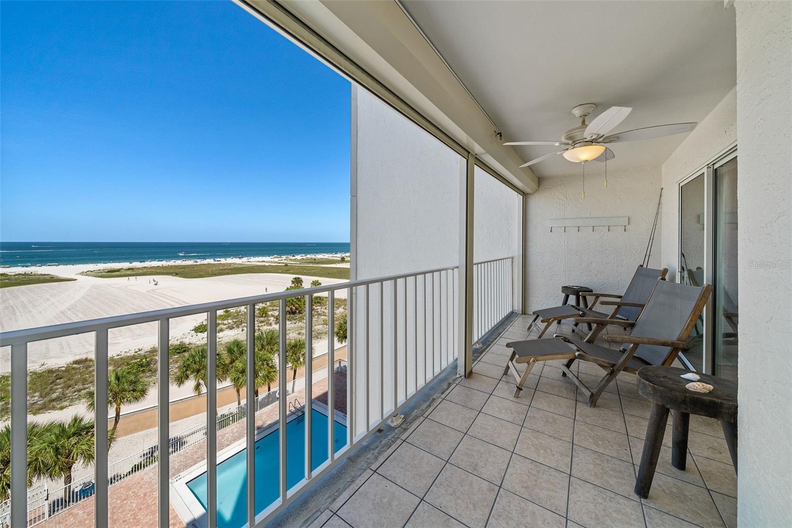 11000 GULF BLVD #702