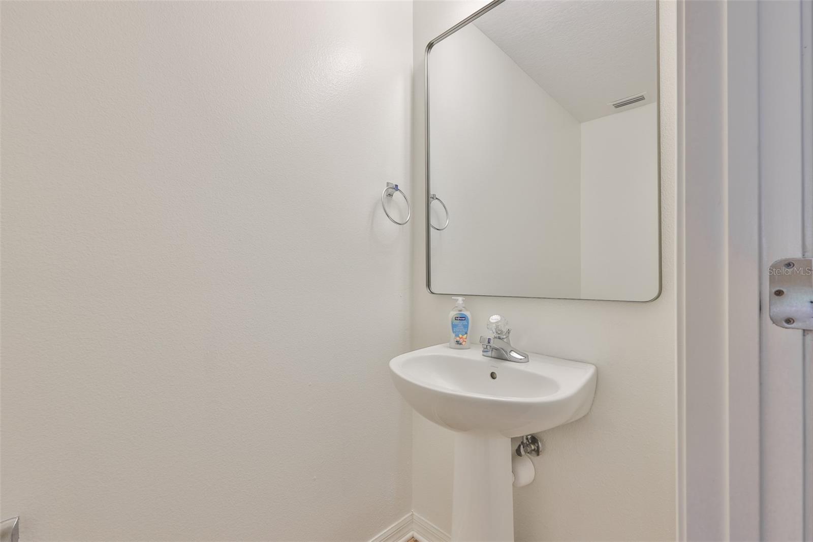 6824 DARTMOUTH HILL ST