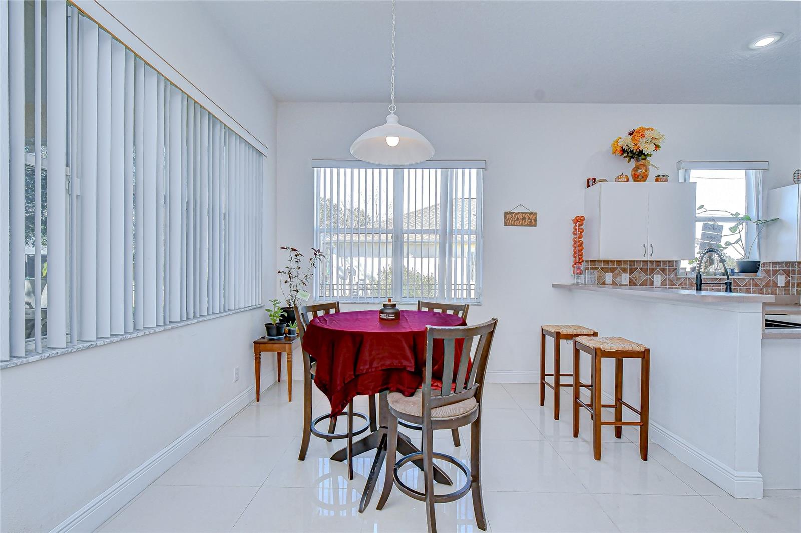2279 CROSS TEE CT