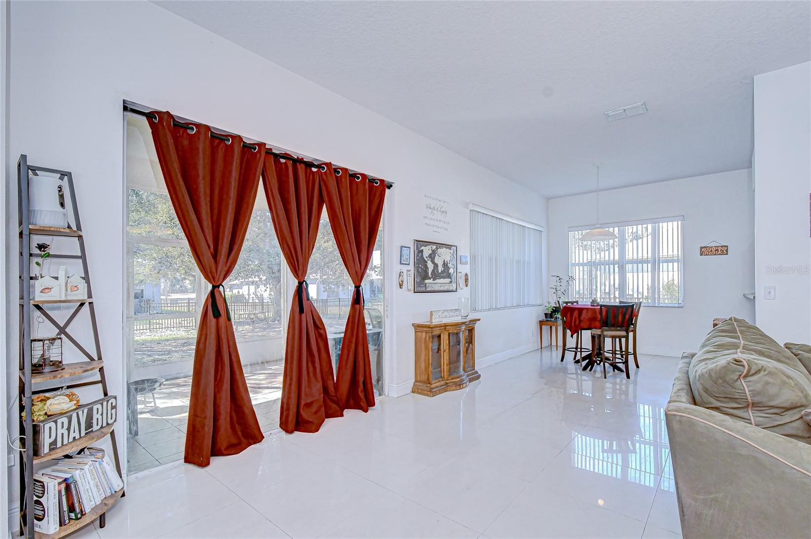 2279 CROSS TEE CT