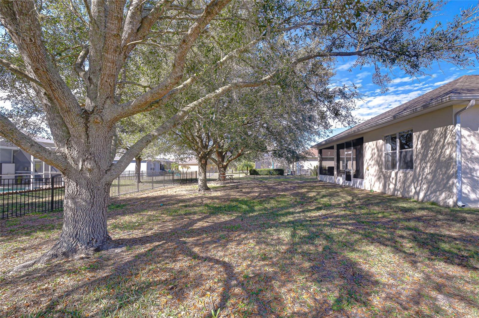 2279 CROSS TEE CT