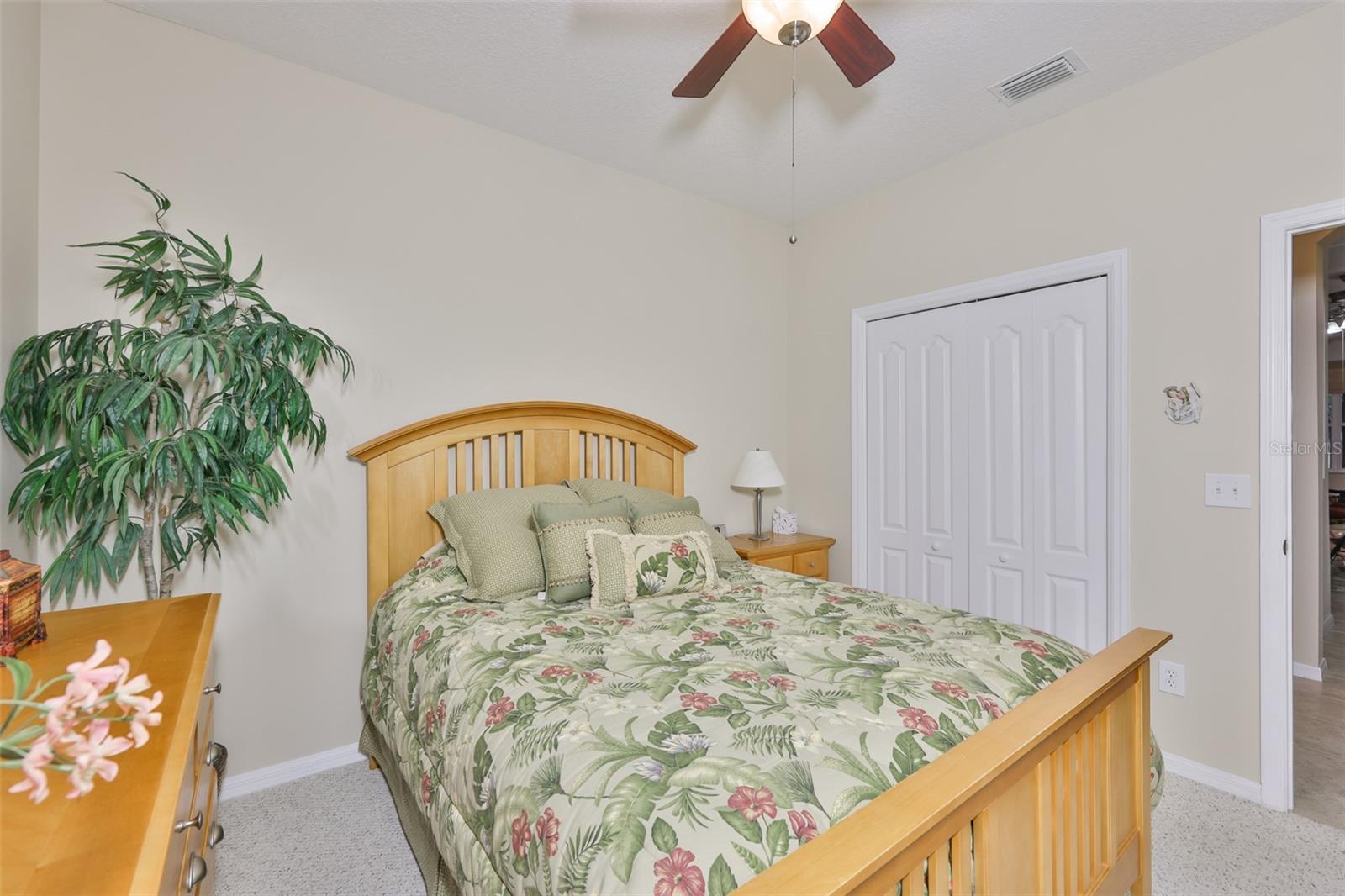 1118 EMERALD DUNES DR