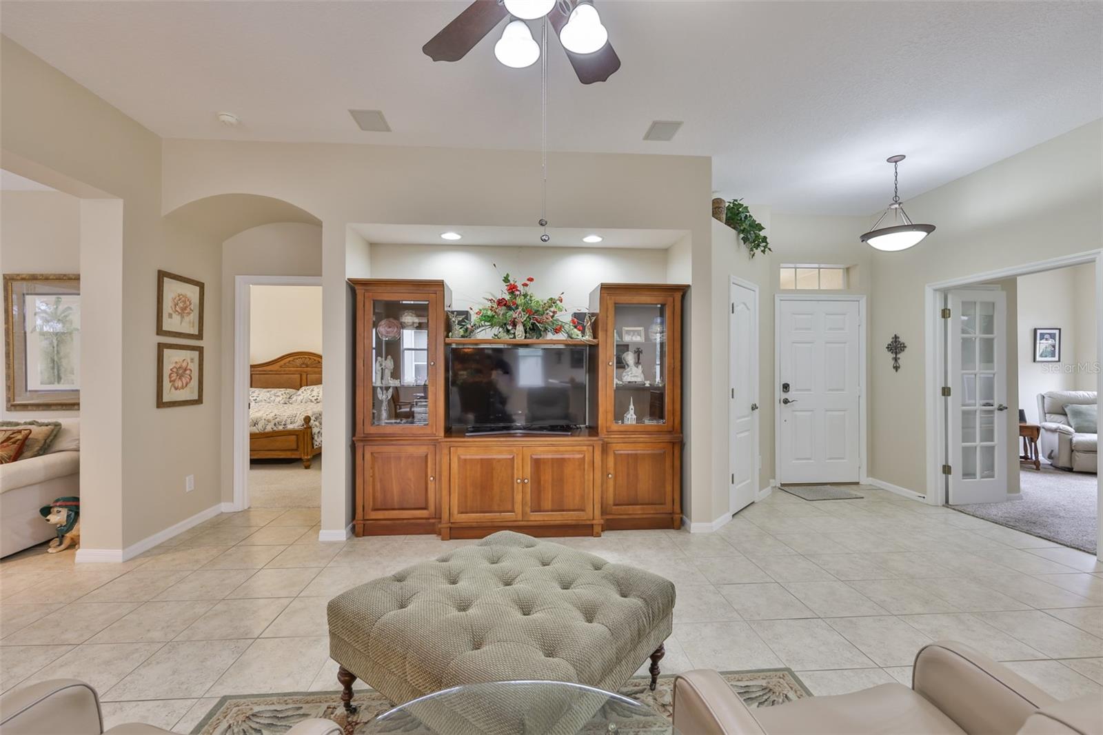 1118 EMERALD DUNES DR