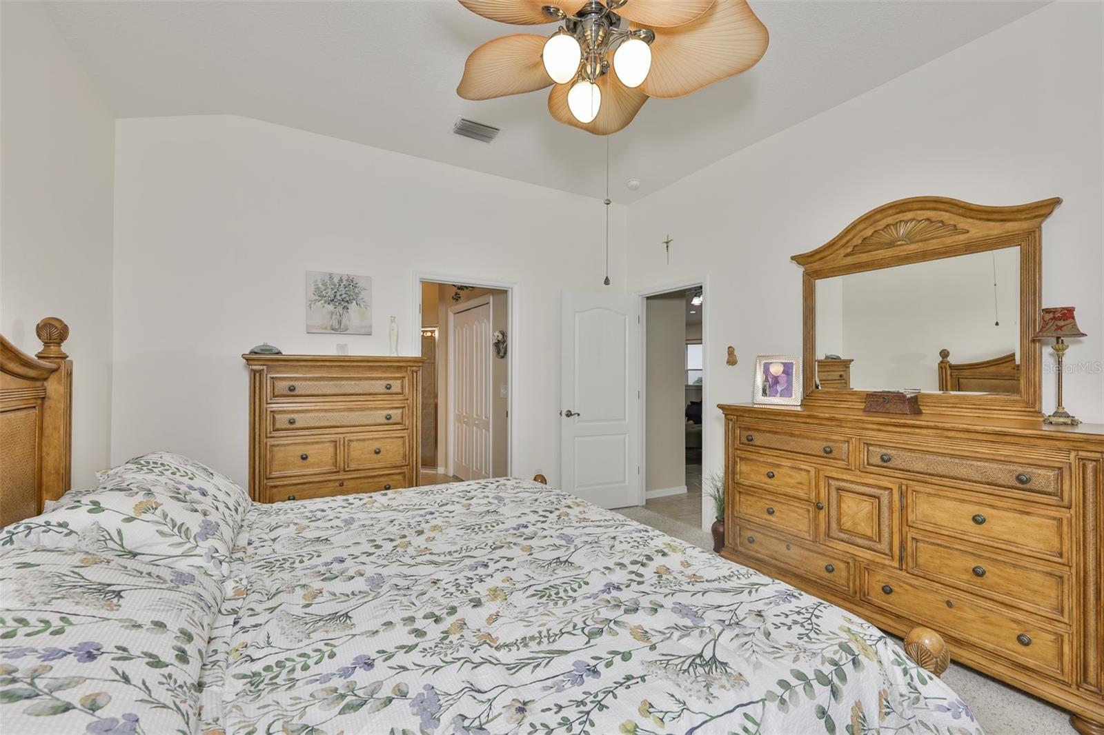 1118 EMERALD DUNES DR